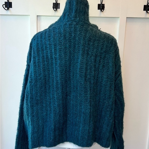 Free People Green Sweater Chunky Cable Knit Cropped Boho Cowl Neck Size XS Women - Picture 4 of 8